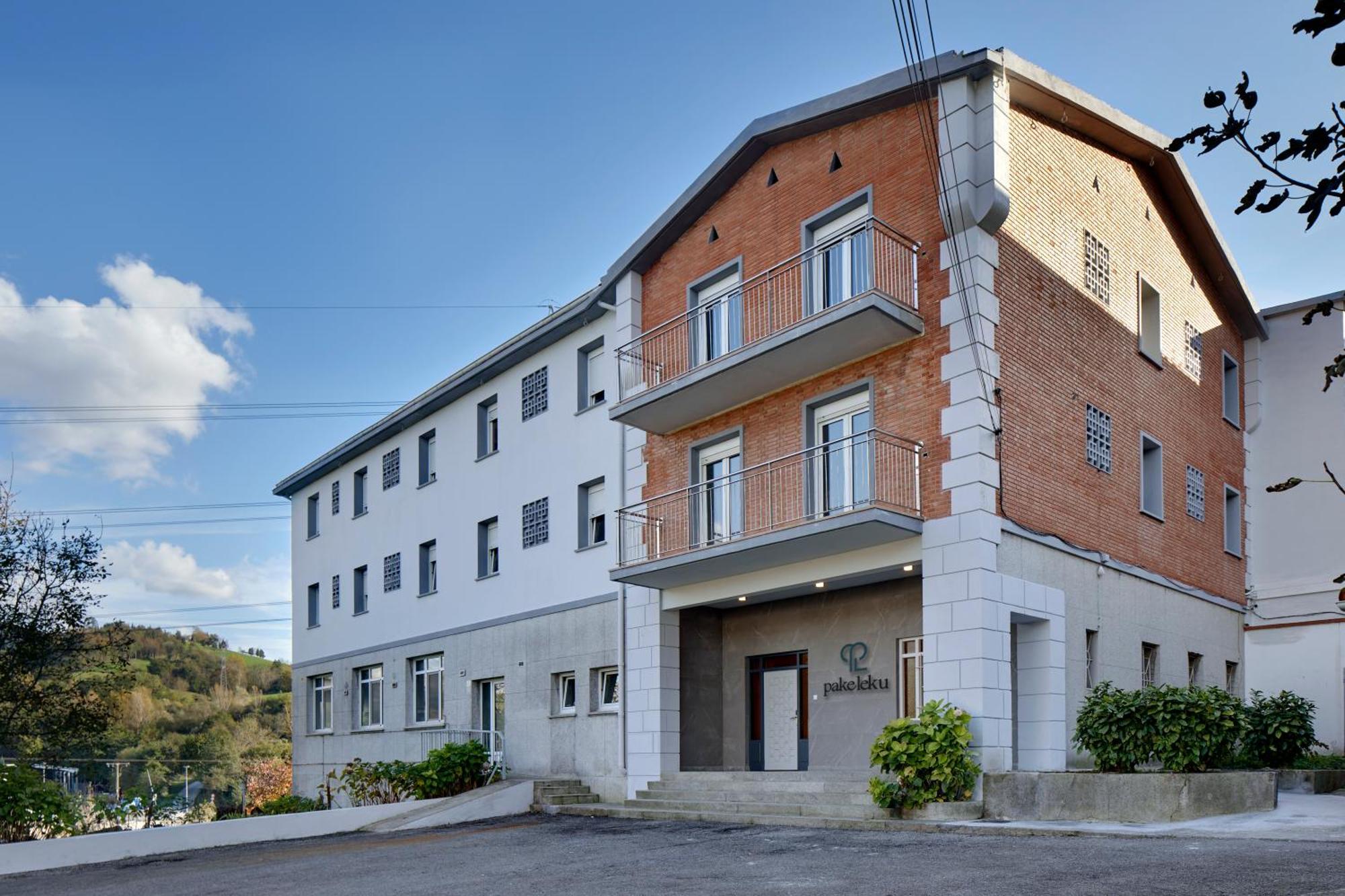 Pension Pakeleku Урниета Екстериор снимка